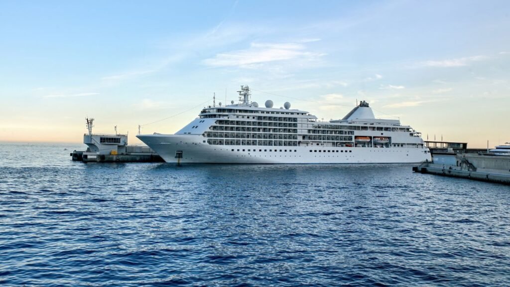  Dinner on Cruise Ship  Andaman